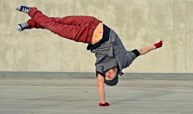 https://harmonyinternationalmusic.com/wp-content/uploads/2019/04/inner_image_dance_01-640x379.jpg