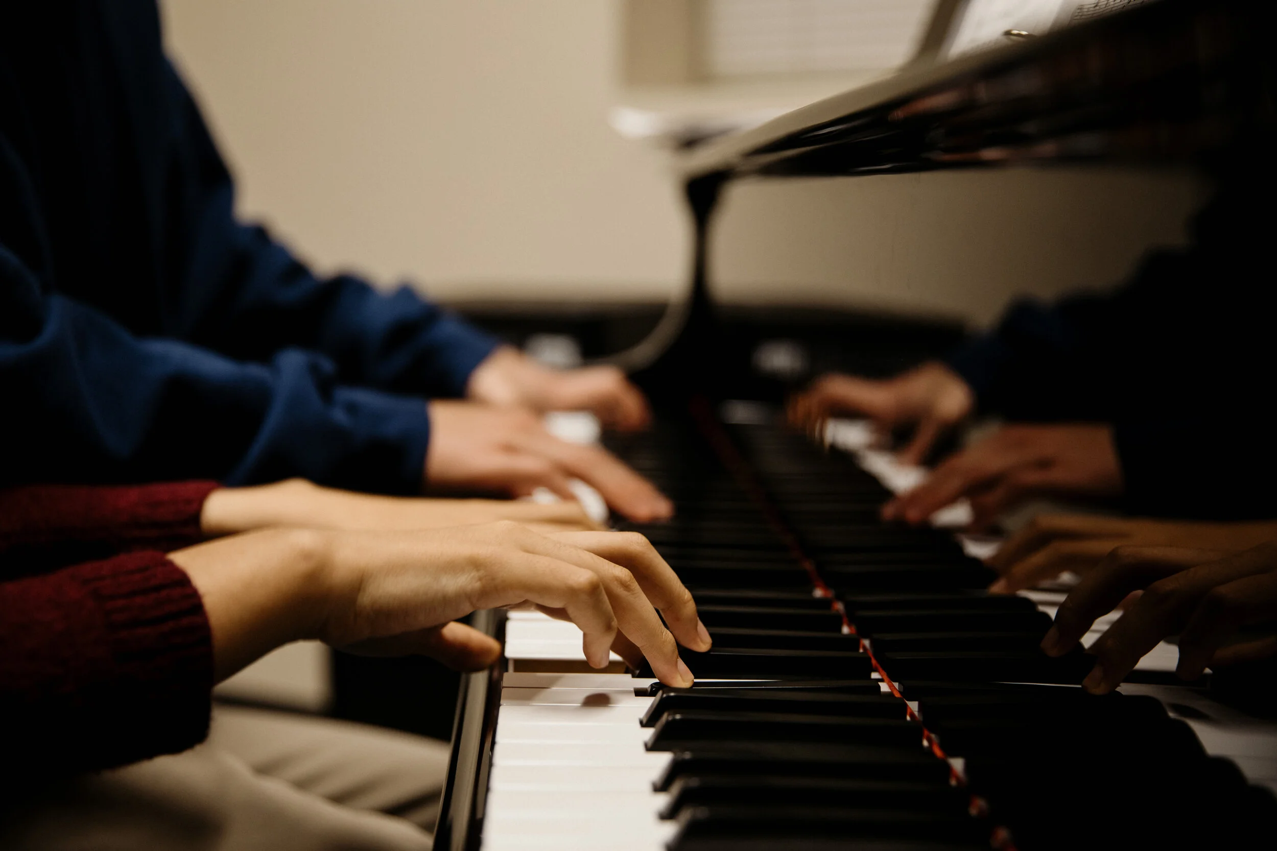 https://harmonyinternationalmusic.com/wp-content/uploads/2026/07/piano.webp