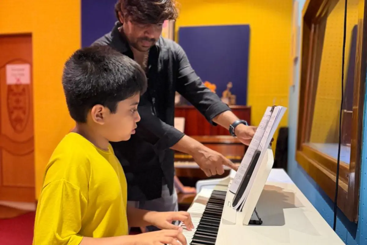 https://harmonyinternationalmusic.com/wp-content/uploads/2026/10/piano-1.webp